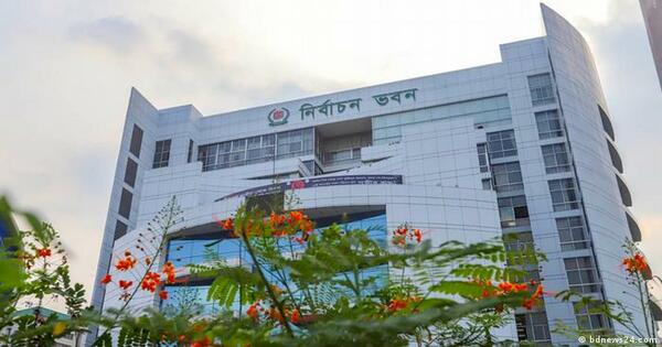 কোনো দলকে নির্বাচনে অংশগ্রহণে জোর করবে না নির্বাচন কমিশন